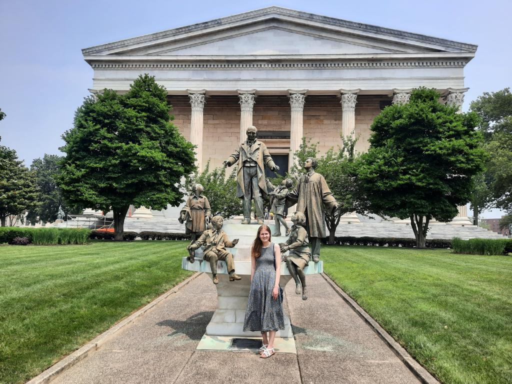 Summer Internships Julia Browning '25